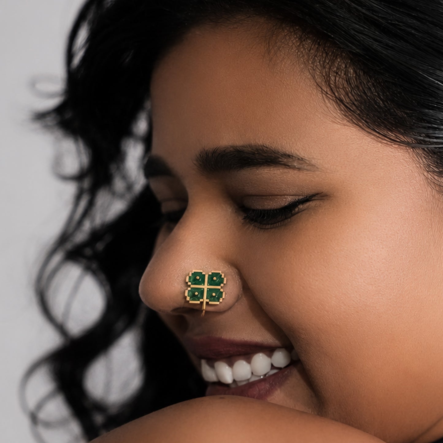 Four Leaf Clover nose pin