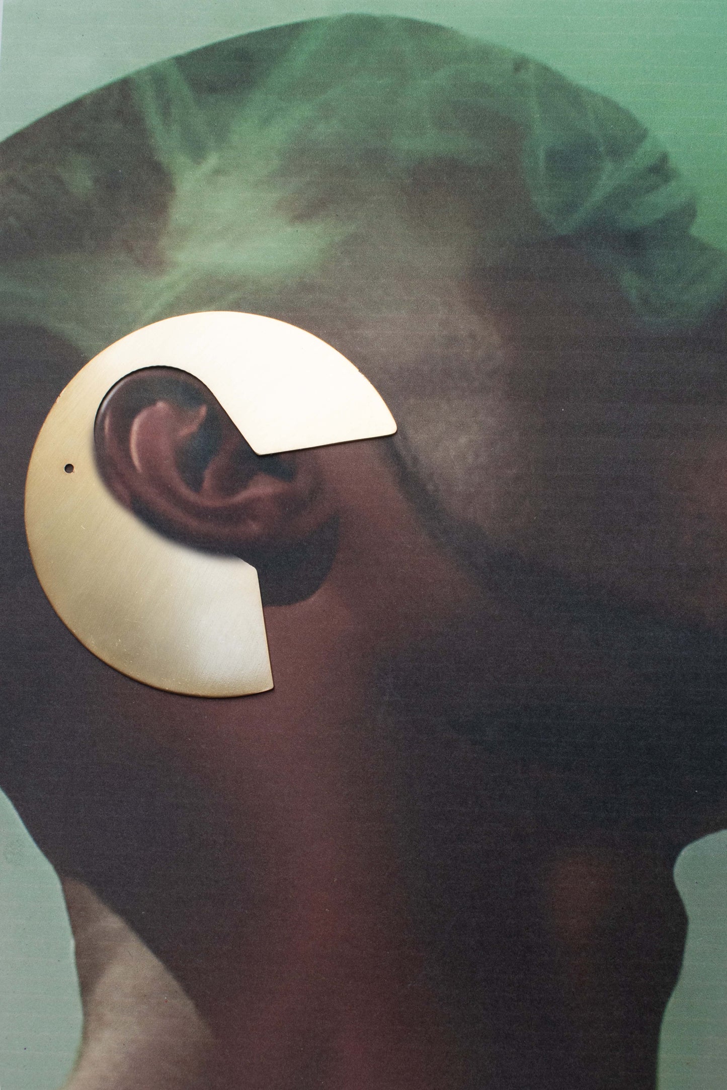 In One Round Ear Cuff
