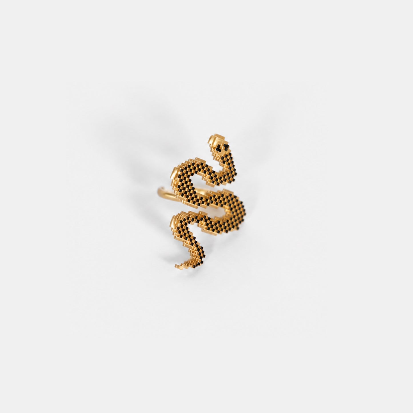 Venom ear cuff